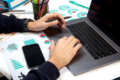 إدارة الأعمال الإلكترونية